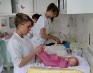 ecole auxiliaire de puericulture